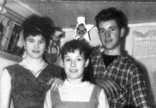 530: l-r Teresa, Florence and Peter Kerrivan. (circa 1960) [courtesy of Florence  (Kerrivan) Chesney]  - Children of Peter Kerrivan &amp;amp; Cecilia Cheeseman